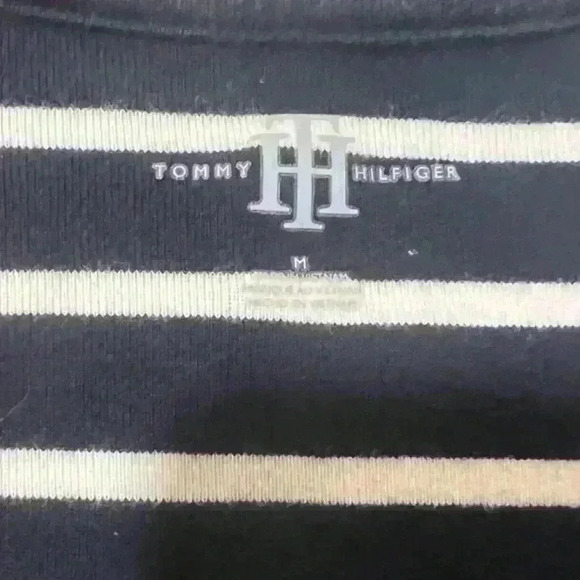 Tommy‎ Hilfiger V-Neck Striped Long Sleeves Shirt - Size Medium - Picture 4 of 6